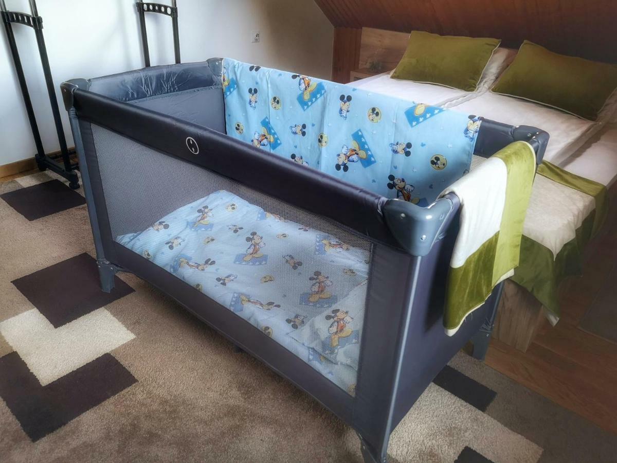 Family Apartment With Garden Сараево Екстериор снимка